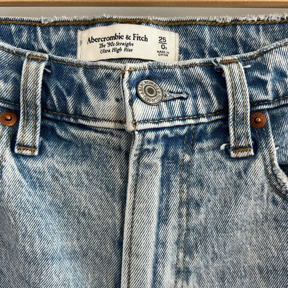 COPY - Abercrombie and fitch 90s straight ultra high rise 25/0S - Picture 4 of 6